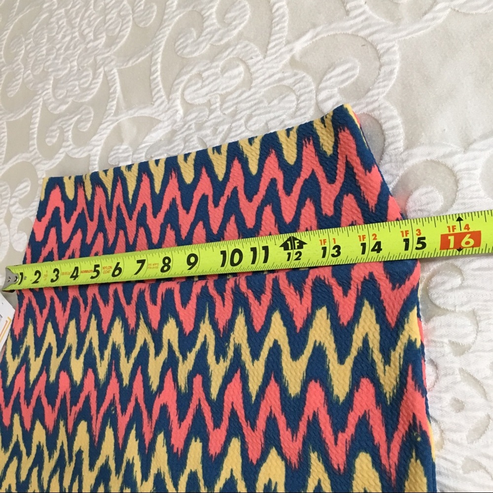 LuLaRoe Cassie Woman’s XS Pencil Skirt Yellow Red - Picture 7 of 8